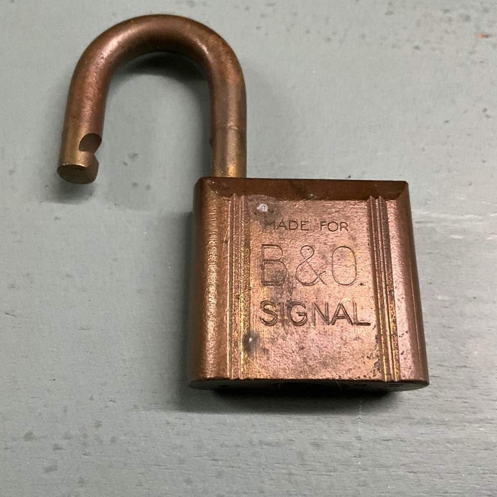 Vintage Yale & Towne B&O Railroad Signal Padlock Brass Baltimore Ohio RR USA